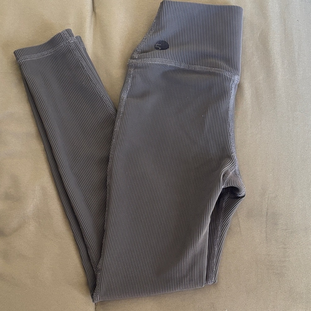 Olive ribbed High-Waisted Leggings